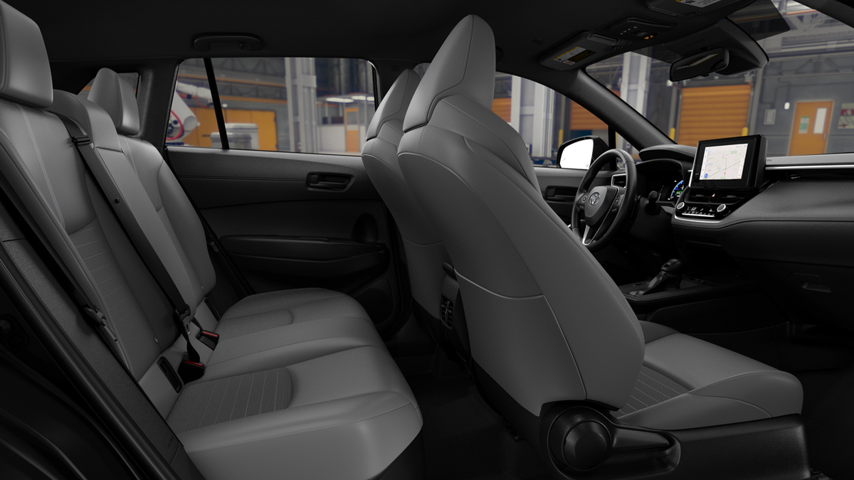 2026 Toyota Corolla Cross Hybrid SE