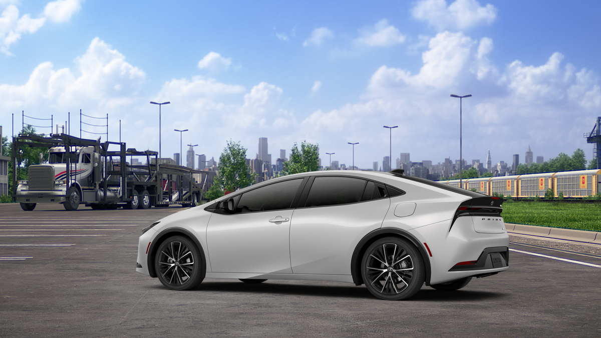 2027 Toyota Prius XLE