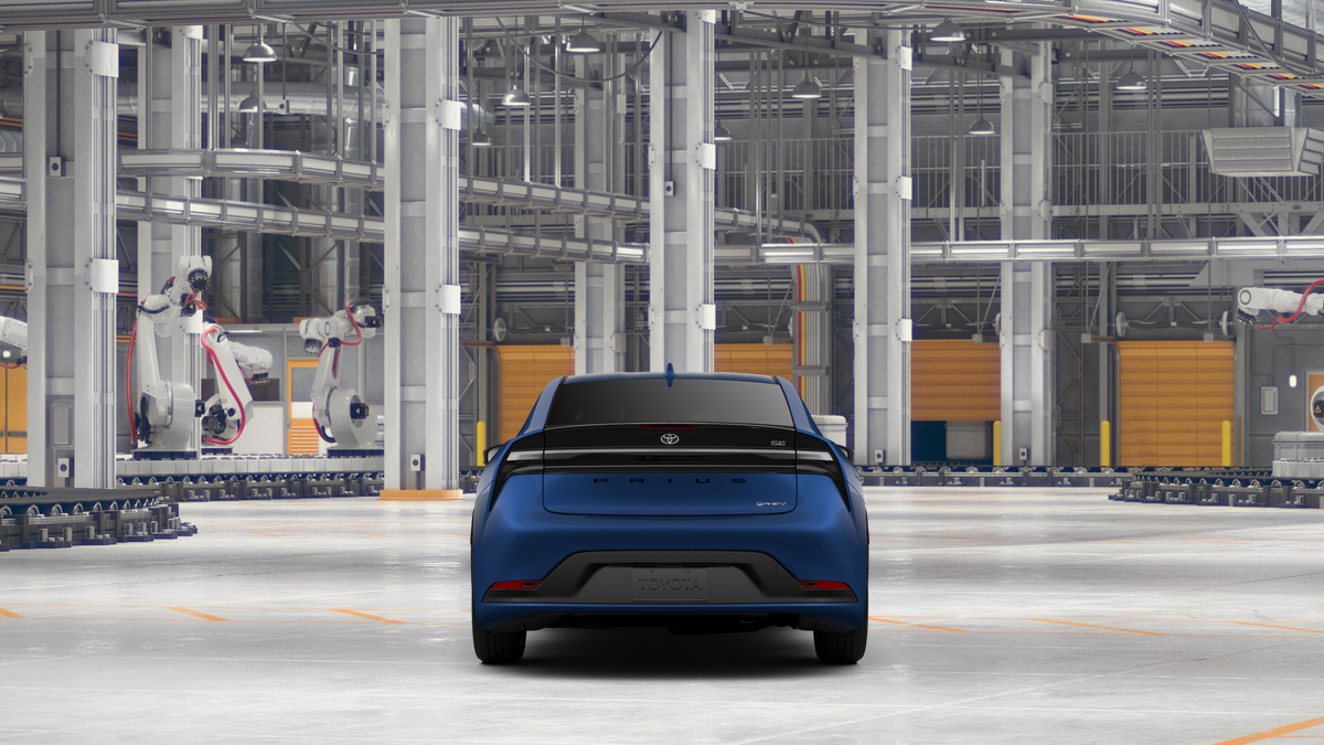 2027 Toyota Prius Plug-in Hybrid SE