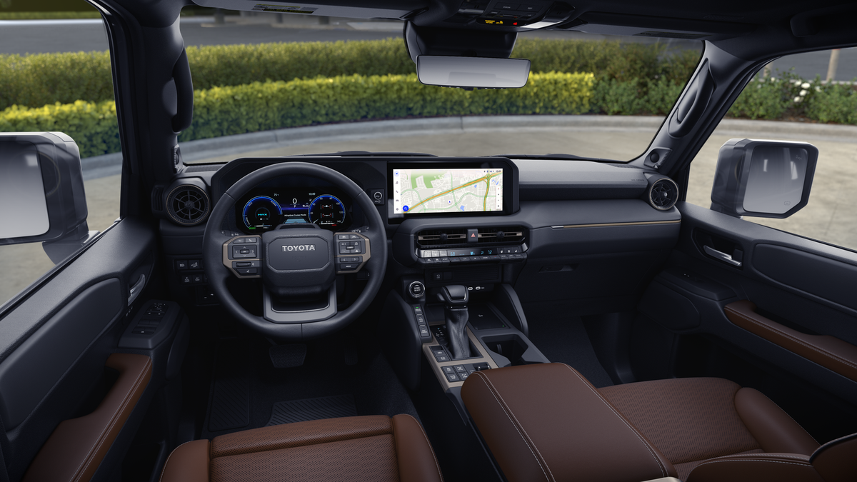 2026 Toyota Land Cruiser 4WD (Natl)