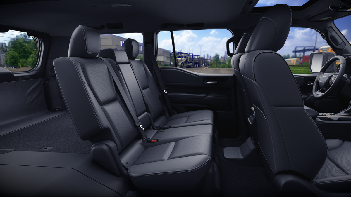 2027 Toyota Land Cruiser 4WD (Natl)
