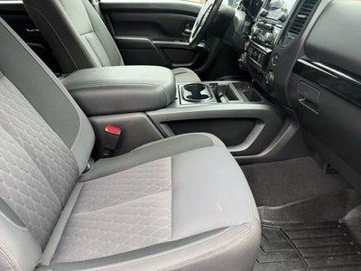 2023 Nissan Titan SV