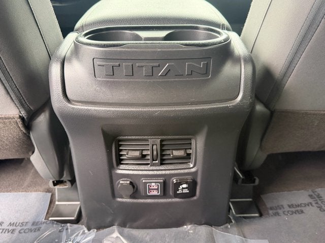 2023 Nissan Titan SV