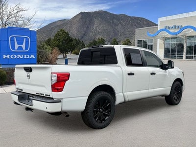 2023 Nissan Titan SV