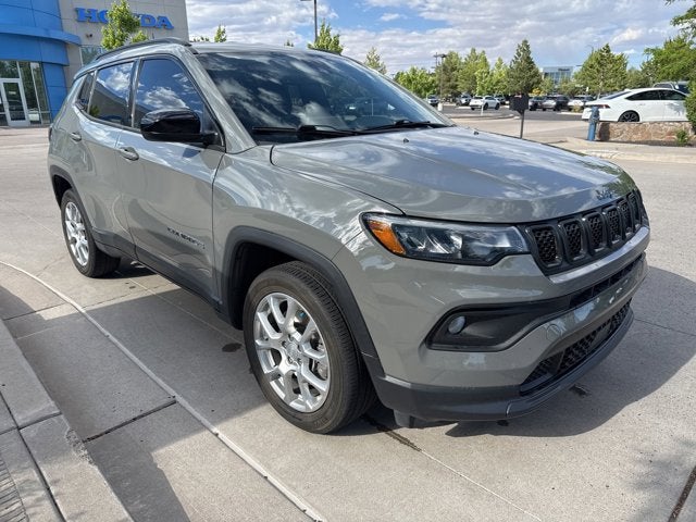 2023 Jeep Compass Latitude Lux