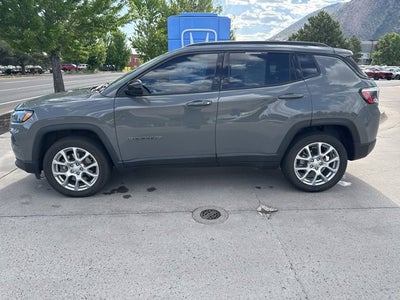 2023 Jeep Compass Latitude Lux