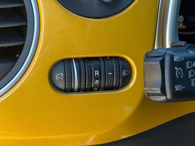 2017 Volkswagen Beetle 1.8T Dune