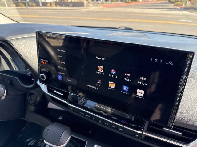 2025 Toyota Sienna XLE