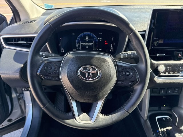 2025 Toyota Corolla Cross XLE