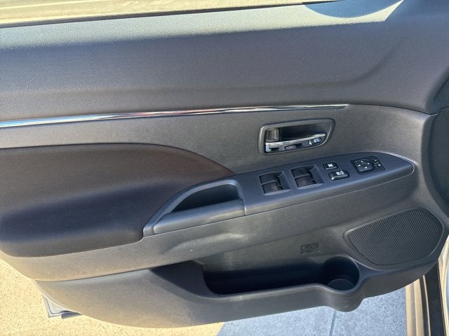 2025 Mitsubishi Outlander Sport Base