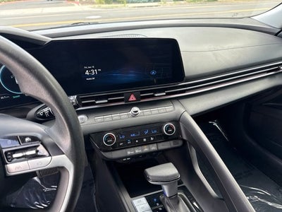 2024 Hyundai Elantra SEL
